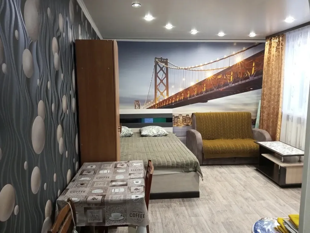 Уютная квартира в центре города и личная стоянка с видиофиксацией