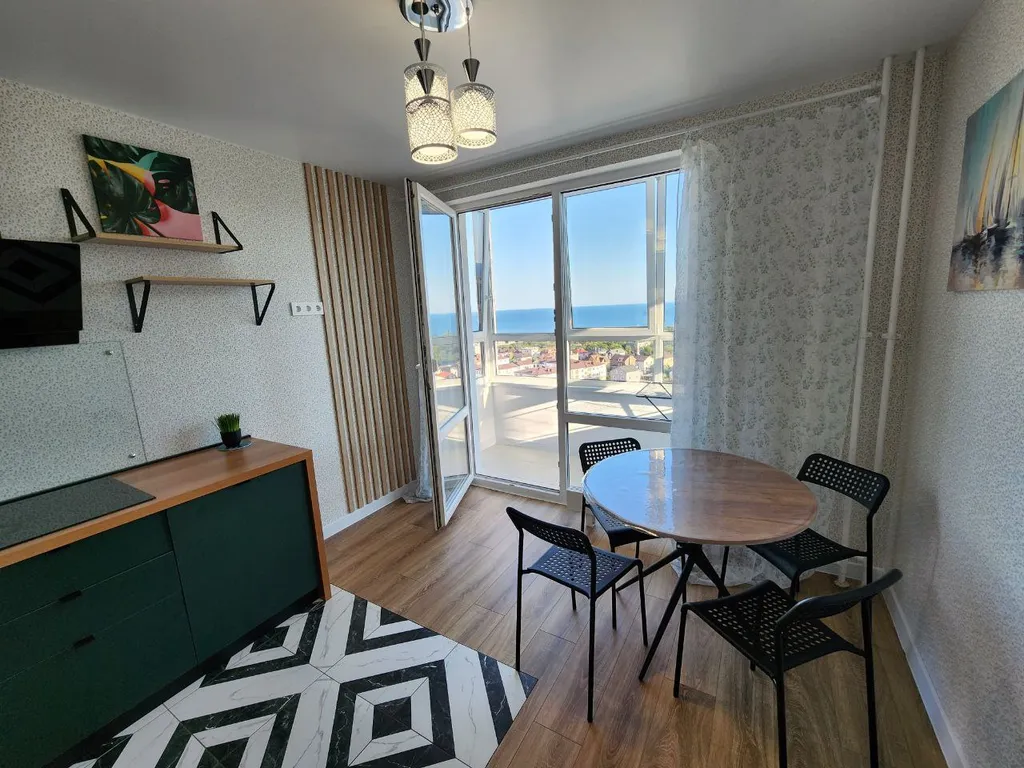 2-комнатная квартира с видом на море в 5-и минутах от пляжа — аренда посуточно в Новороссийск