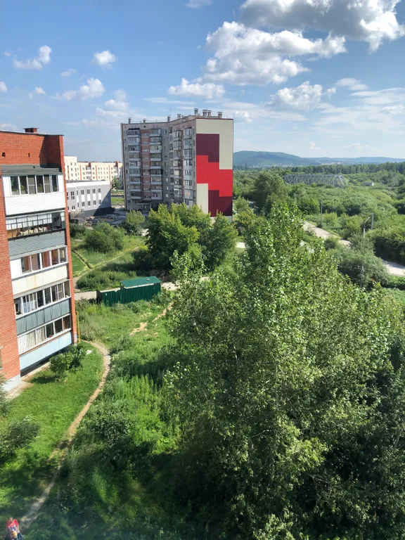 Уютная квартира в центре города с видом на реку и лес