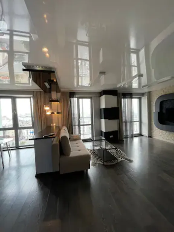 Стильная студия в центре рядом с метро Суконная слобода