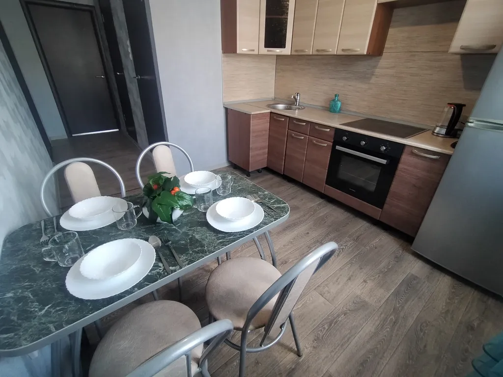 Квартира рядом с ТРЦ Родник