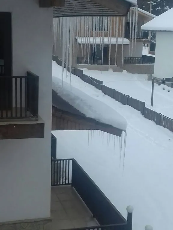 Апартаменты с одной спальней и камином в коттедже