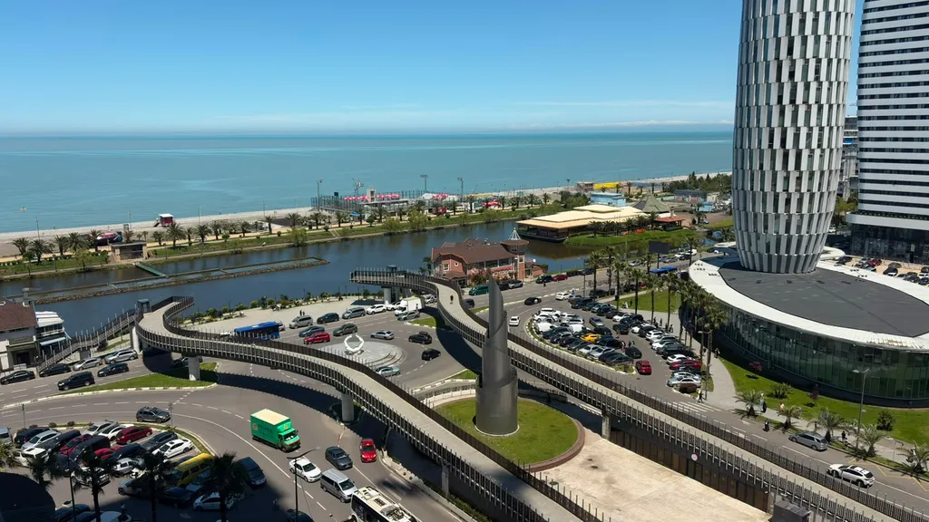 Просторная  квартира 1+1 в Orbi City с видом на море и город