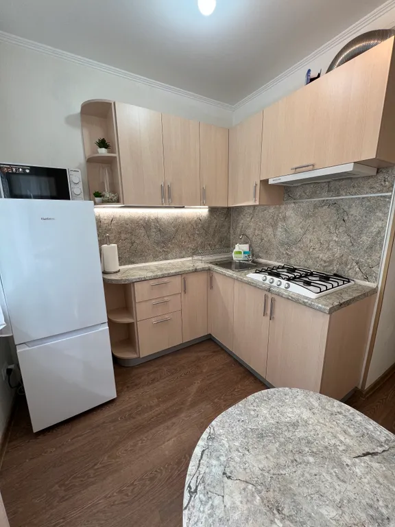 Чистая уютная квартира в центре рядом пруды площадь Ленина