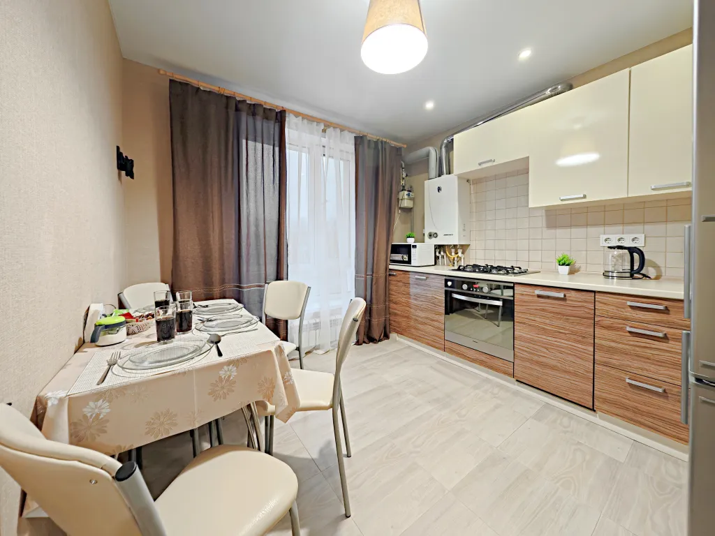 Квартира Шикарная двухкомнатная квартира у ТЦ Мега — Самара