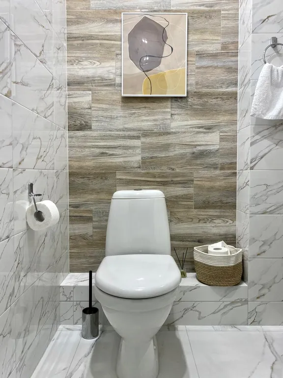 Трехкомнатная квартира Mocha Mousse недалеко от вокзала