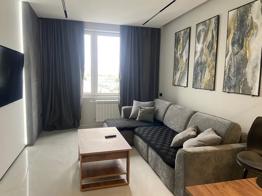 Квартира с дизайнерским ремонтом — аренда посуточно в Красноярск