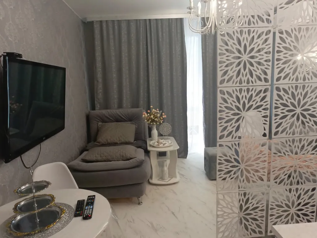 Уютная студия с новым авторским ремонтом в лучшем ЖК