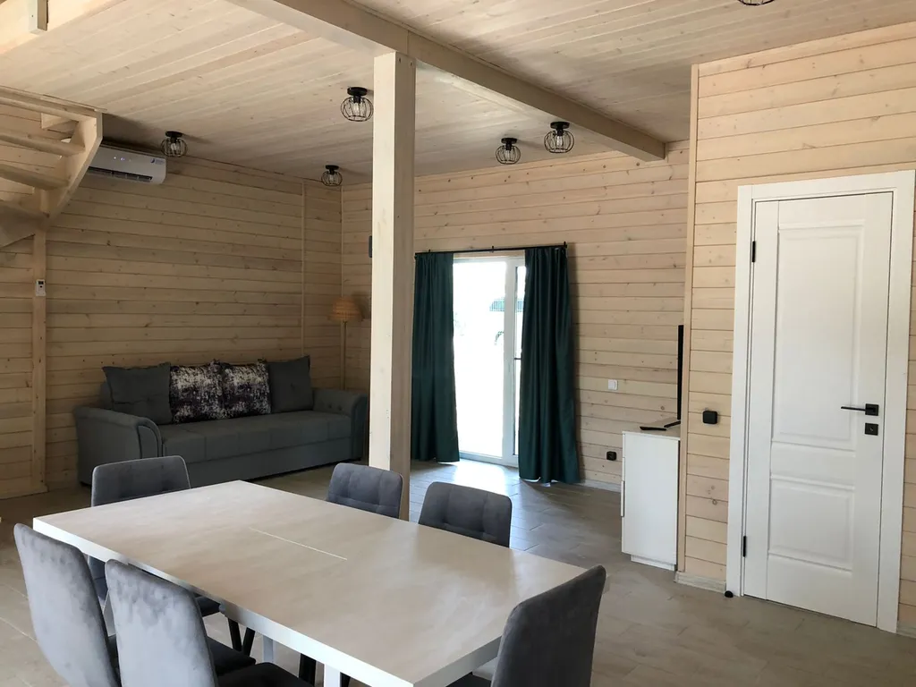 Дом на берегу моря