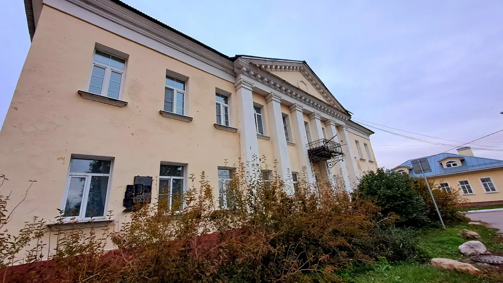 Студия у Соборной площади Кремля