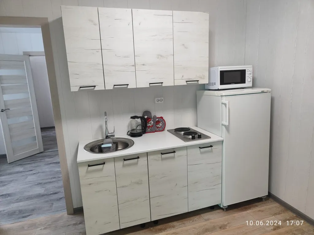 Квартира Отдельная мансарда с верандой — Ейск