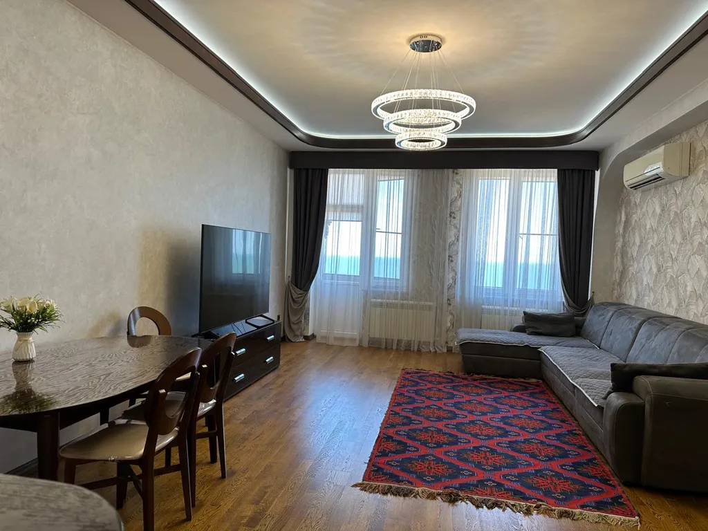 Квартира с видом на море, квартира на берегу моря