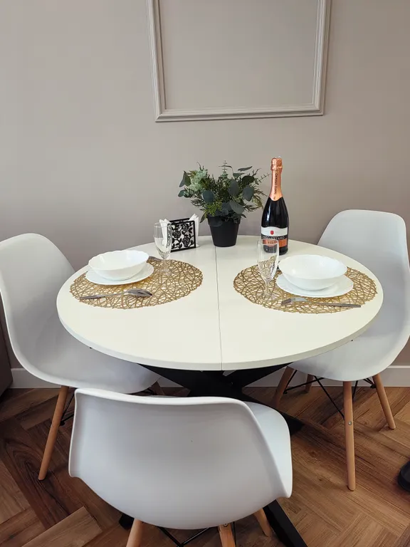 Двухкомнатная студия на берегу реки Обь