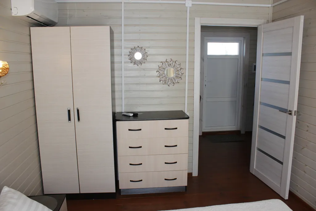 Апартамент двухкомнатный с видом на море первый этаж