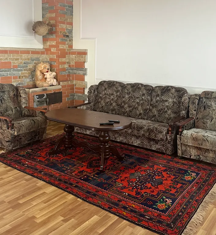 Дача с выходом на море.