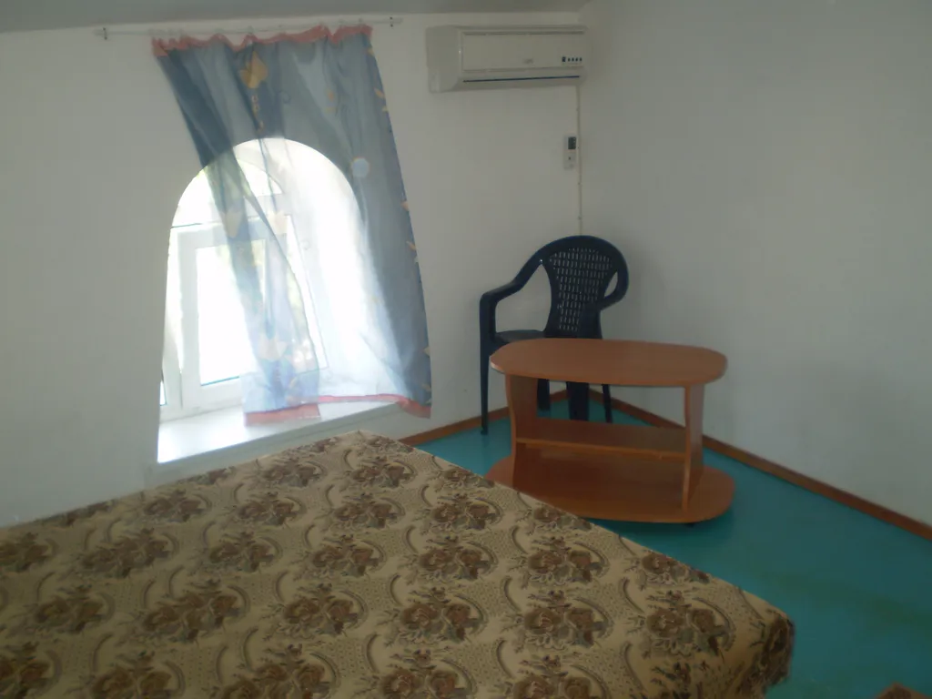 Квартира 2-комнатная Квартира — Евпатория