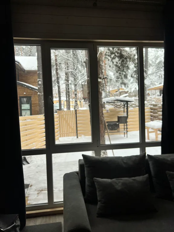 Комфортный коттедж в лесу