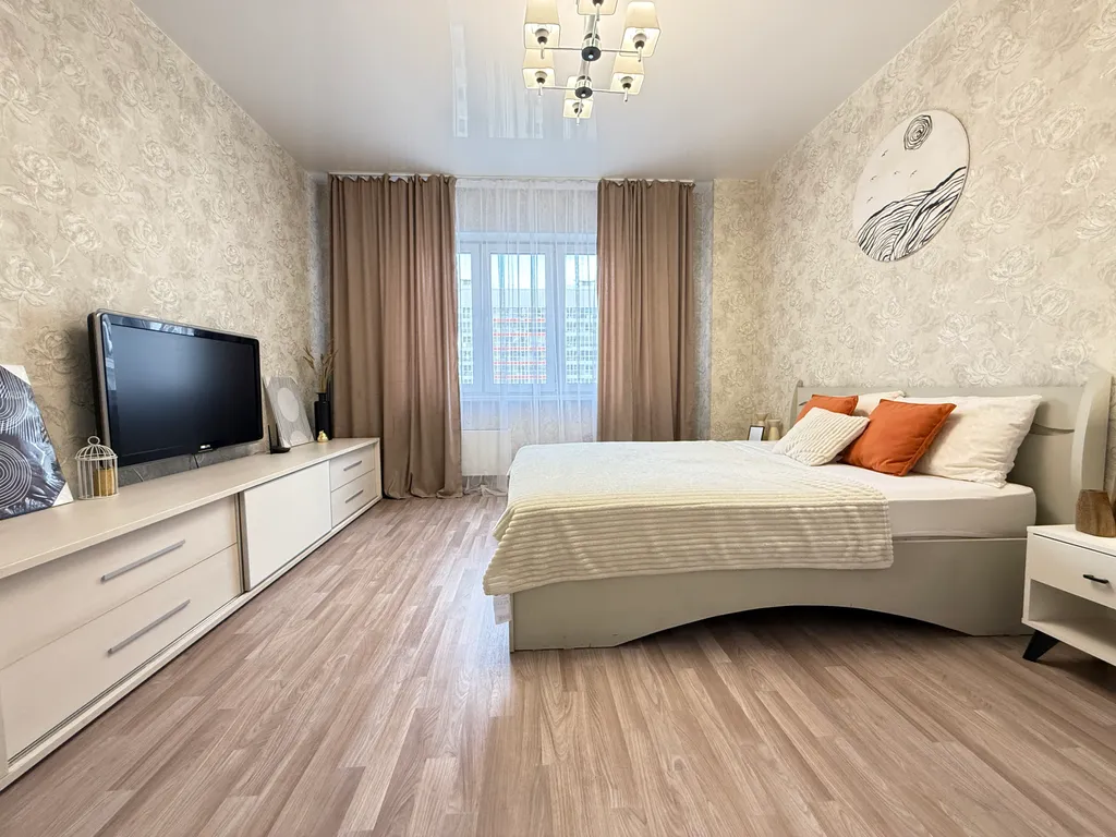 Квартира Отличная однокомнатная квартира рядом с набережной — Красноярск