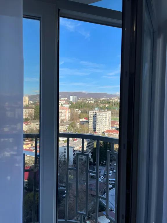 Квартира Квартира Жк альпийский квартал, рядом жд, 16 этаж с балконом, вид на горы — Сочи