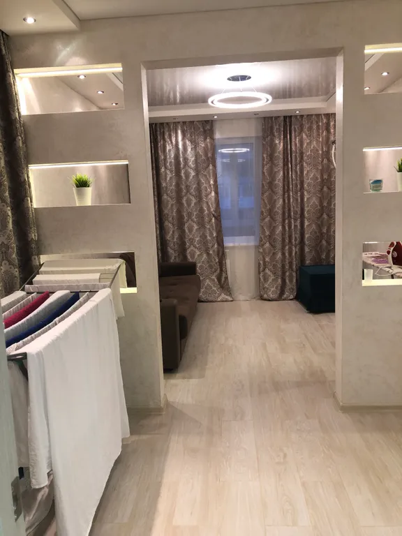 Трёхкомнатная с евро ремонтом