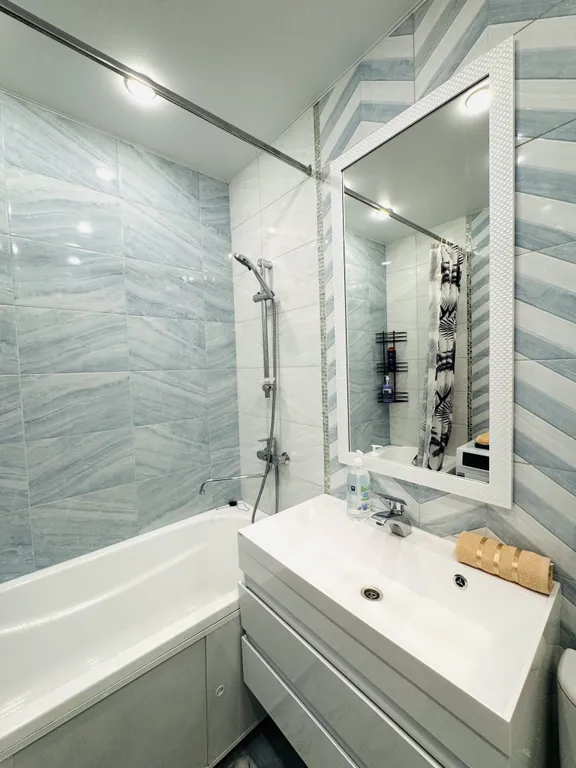 Апартаменты, студия с видом на речку, квартира в новом жилом комплексе