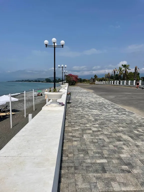 Коттедж Сухум, Маяк в районе самого чистого моря и чистого пляжа — Сухум