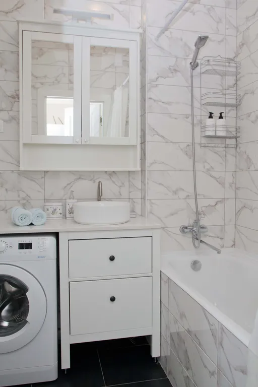 Уютная квартира с китами