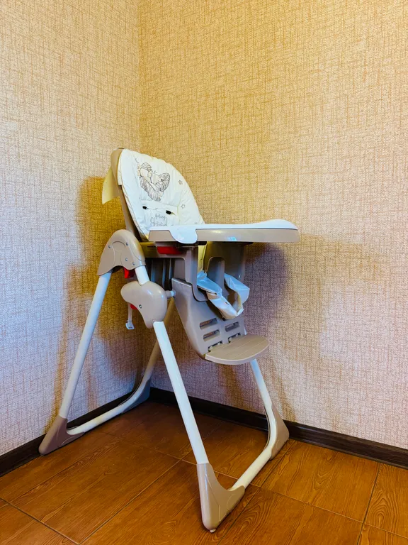 Дом с бассейном и баней возле курзоны