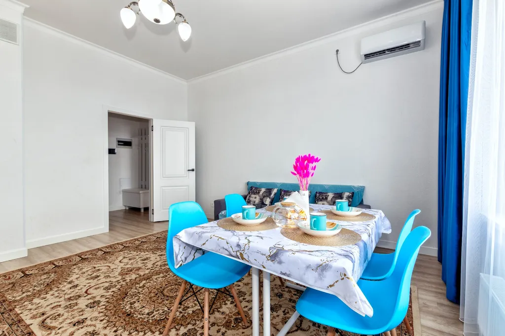 Уютная Евро 2 в самом сердце столицы