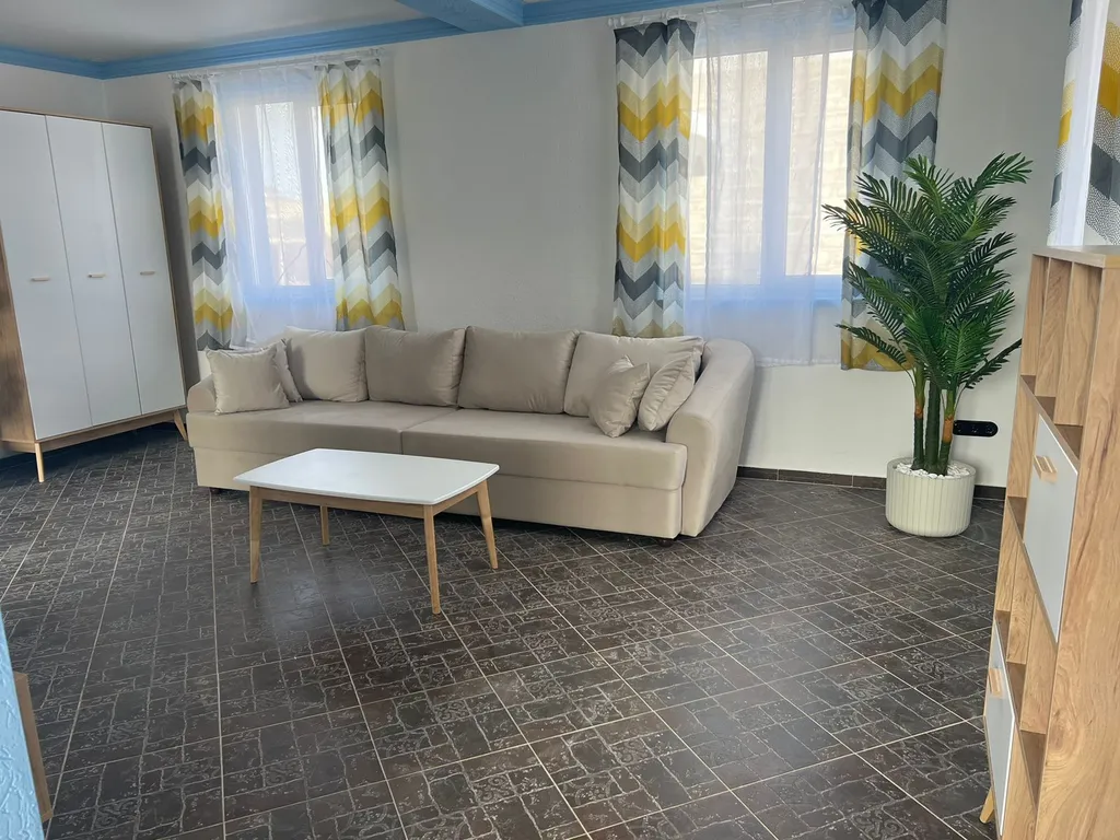 Вилла с бассейном