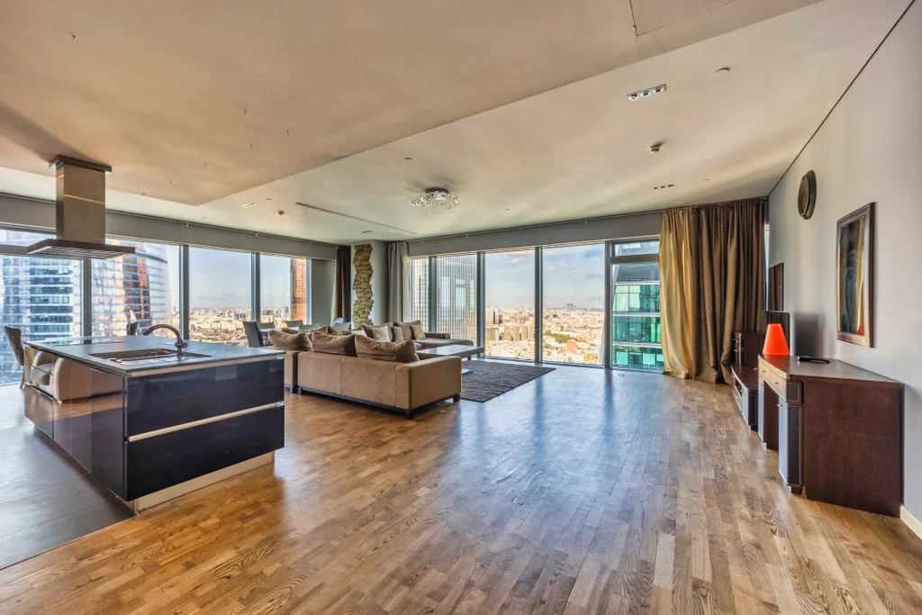 Capital Sky Disco 250м2