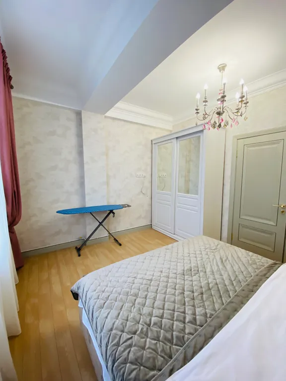 Стильные апартаменты у набережной