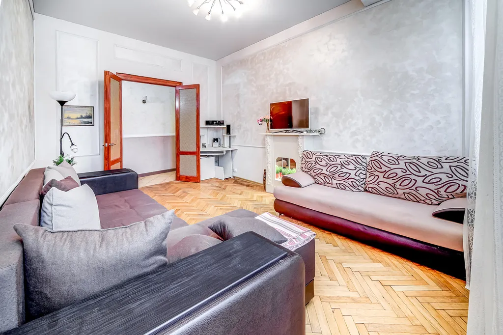 Квартира Квартира Двушка на Невском с паркингом, метро в минуте — Санкт-Петербург