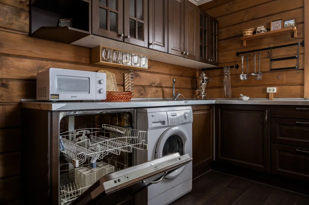 Дом с 4 спальнями, баня в доме, Ж/Д Петееярви