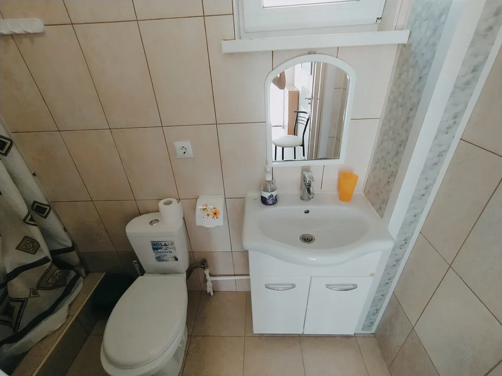 Двухэтажные таунхаусы с личной территорией под ключ