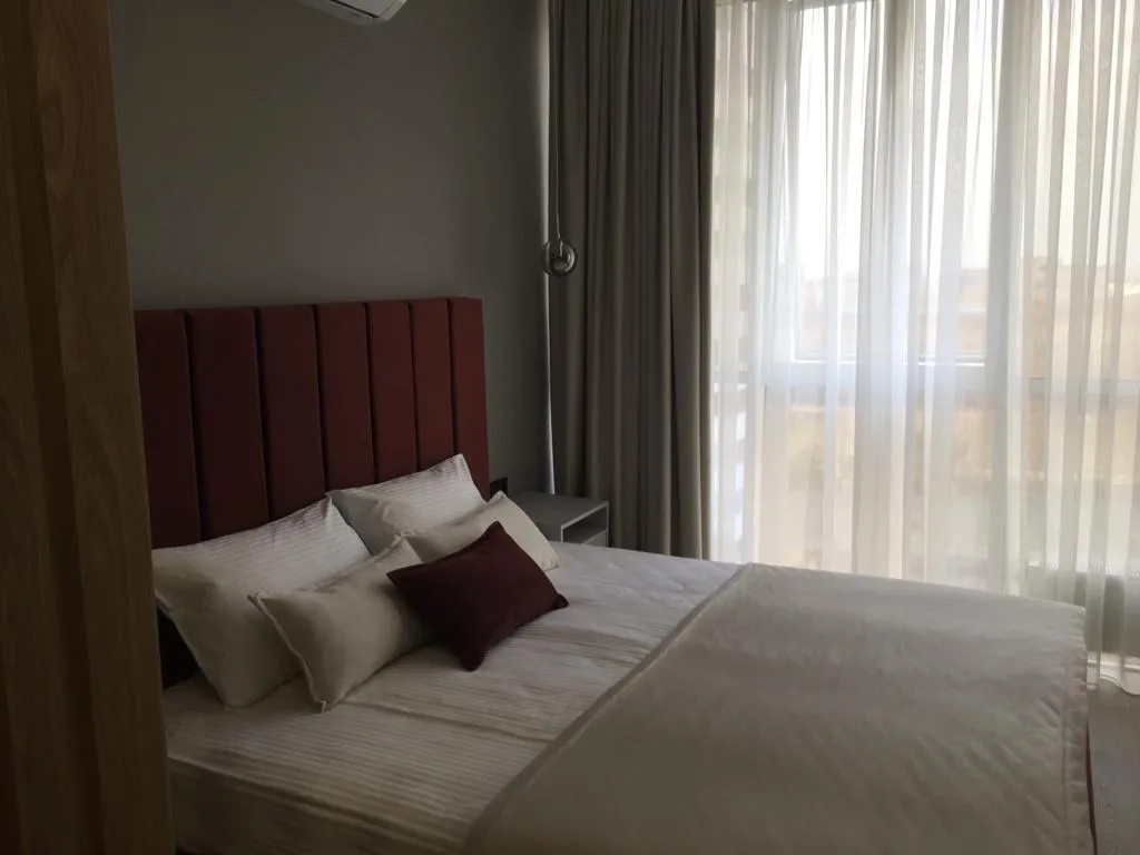 Стильные апартаменты 583 «Гранат» Люкс в центре Краснодара