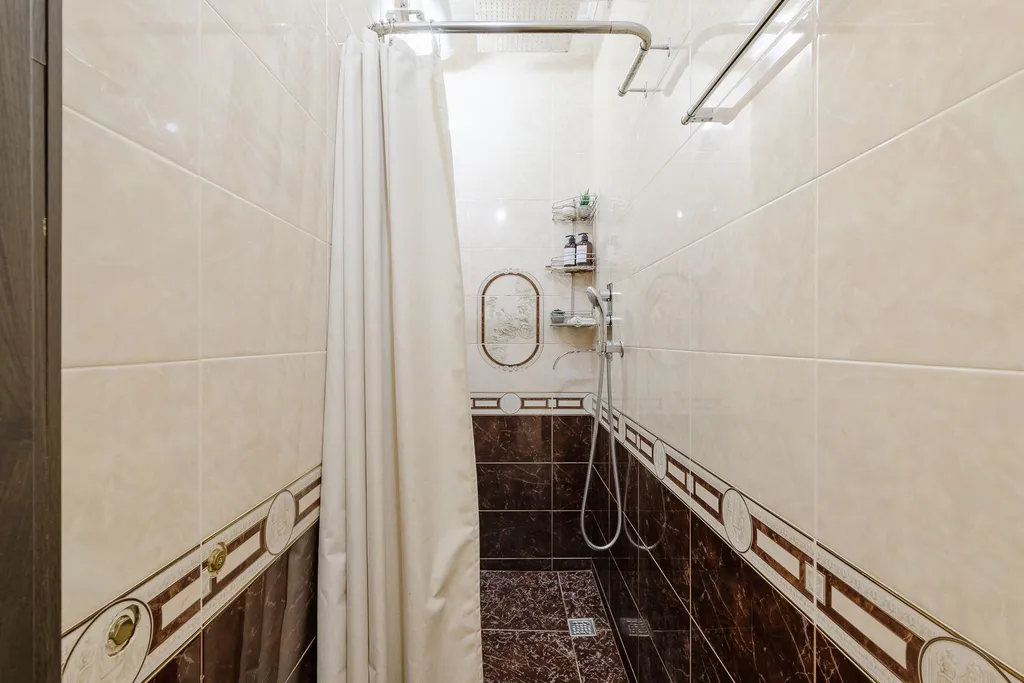 Студия-трансформер: барная стойка для завтраков, работы и ужинов