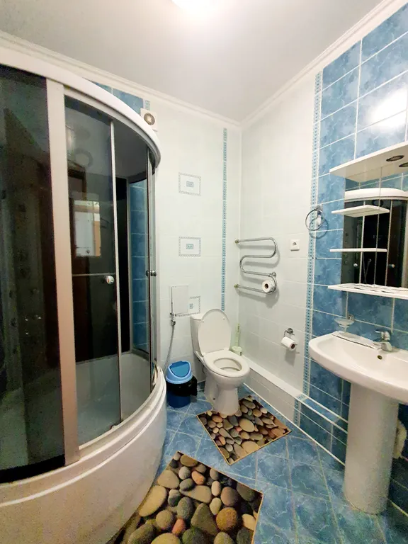 Уютная квартира в самом центре Астаны, с видом с 36 этажа