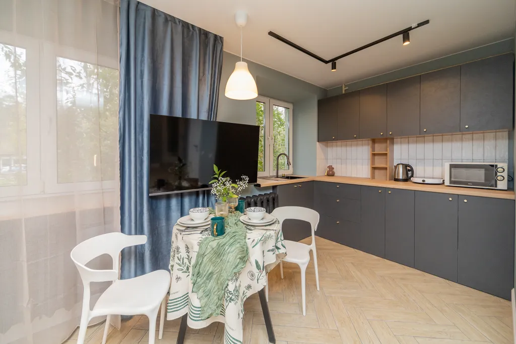 Стильная студия у ТРЦ Планета