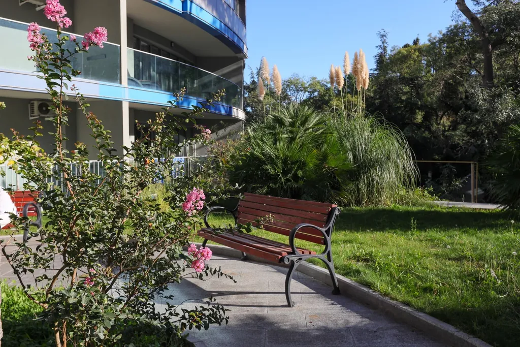 Новая квартира с просторной терассой и прекрасным видом на горы