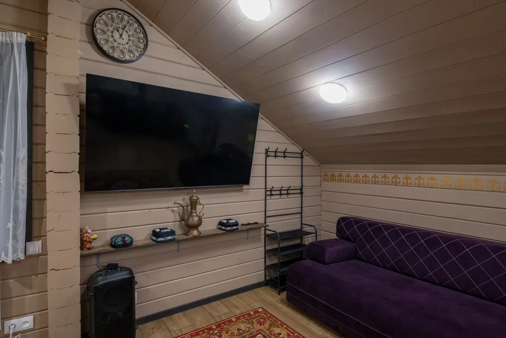 Коттедж Уютный дом Tashkent с видом на горы — Шерегеш