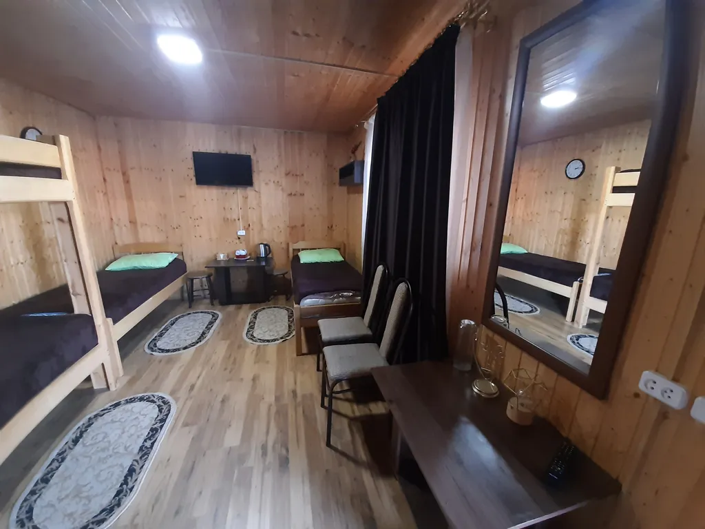 Коттедж Домик 4-местный бюджетный 9 — Архыз