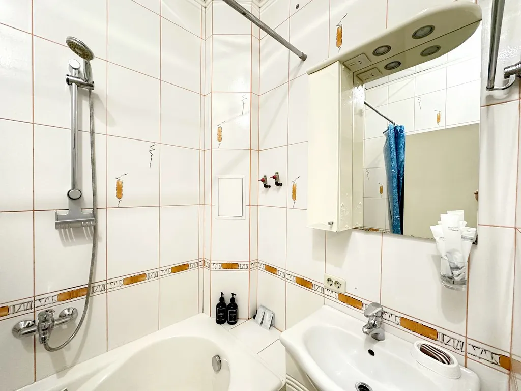 4-комнатная квартира в центре рядом с набережной