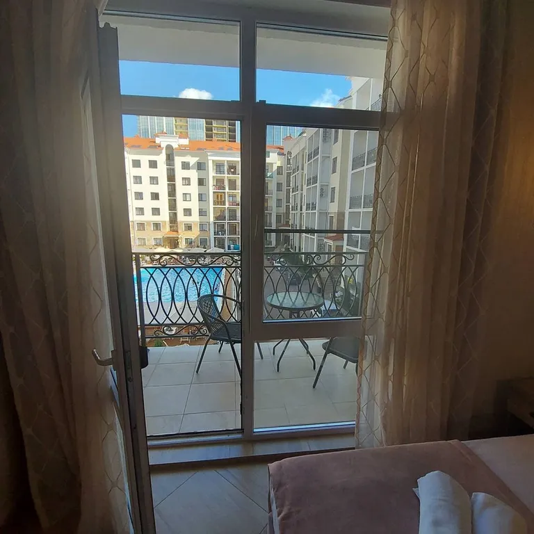 Квартира Апартаменты Изумрудный город — Геленджик