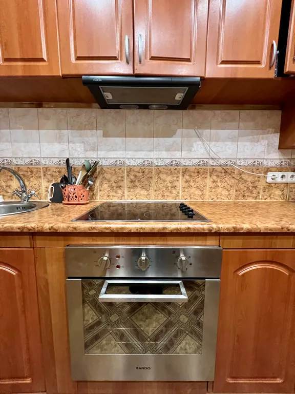 Трёхкомнатная квартира с раздельными комнатами, балконом и лифтом