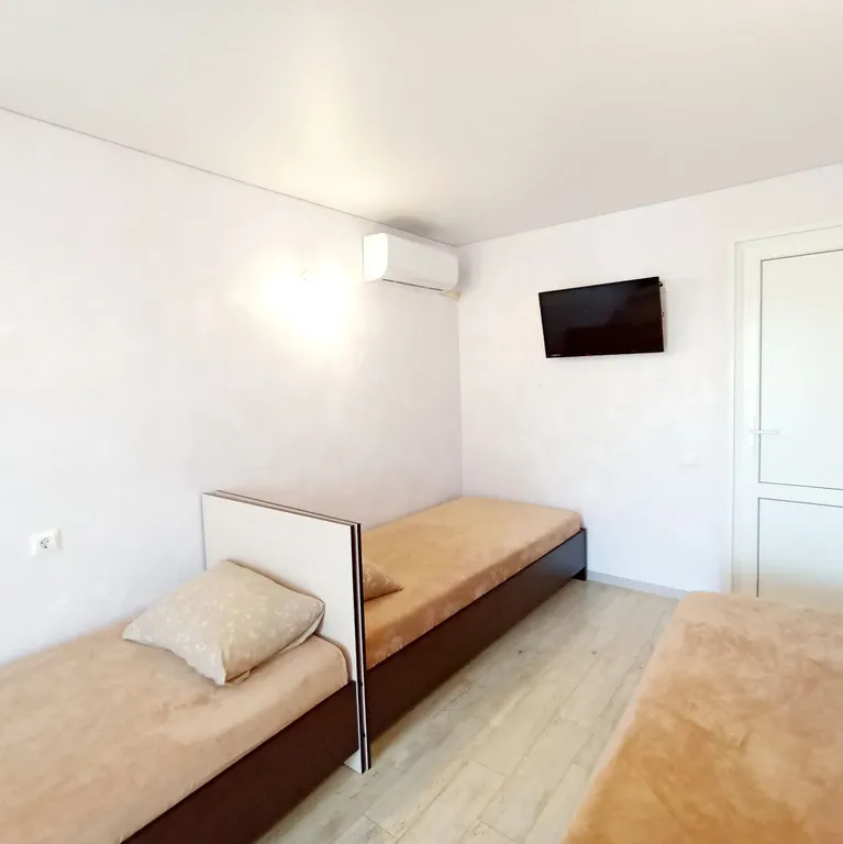 Комфортный номер с 3-мя кроватями