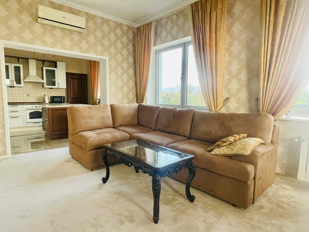 3-комнатная Квартира