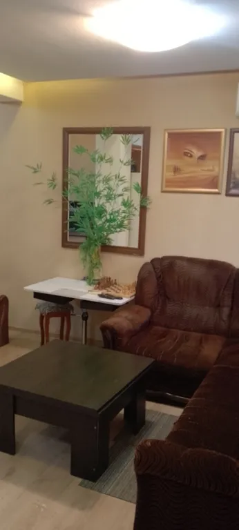 Уютная отдельная студия, дам видио всей квартиры детально)