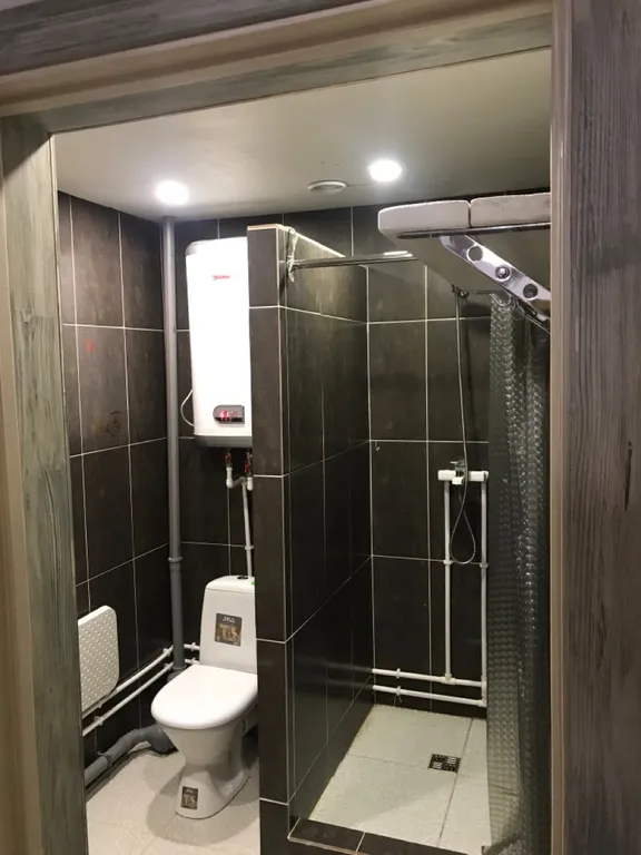 Уютный дом на берегу реки Кола