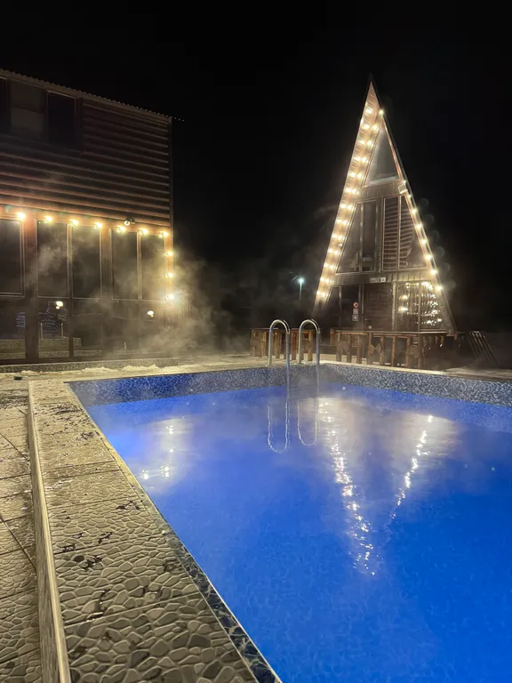 Большой дом с верандой